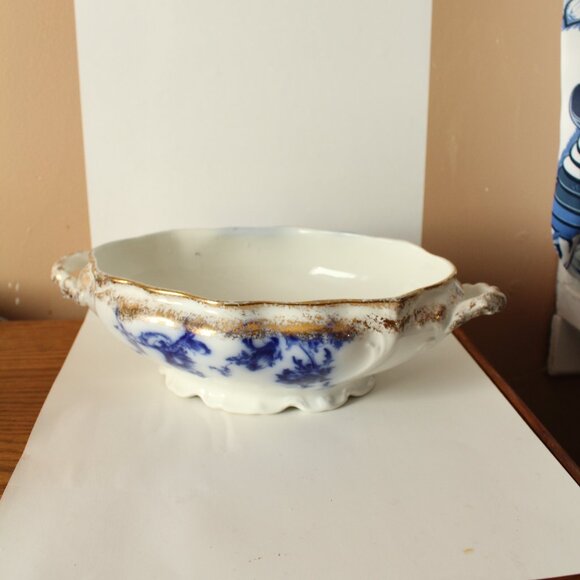 Johnson Bros Neapolitan Flow Blue Oval Vegetable Bowl Casserole - Picture 2 of 4